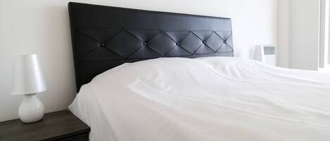 Căn hộ, 2 phòng ngủ | 2 phòng ngủ, bàn, bàn ủi/dụng cụ ủi quần áo