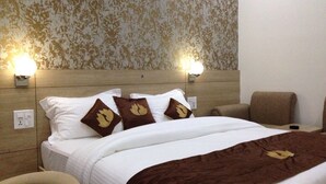 Deluxe Double Room | WiFi (free) - Hotel D Blossom (Tijara)