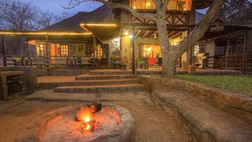 House, 6 Bedrooms, Smoking, Private Pool | Terrace/patio