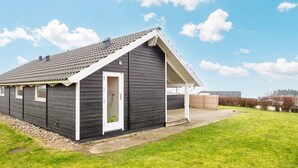 House | Exterior - 8 Person Holiday Home in Ronde (Ronde)