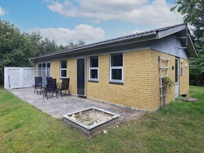 Exterior - Cozy Holiday Home in Hurup near Limfjorden (Hurup Thy)