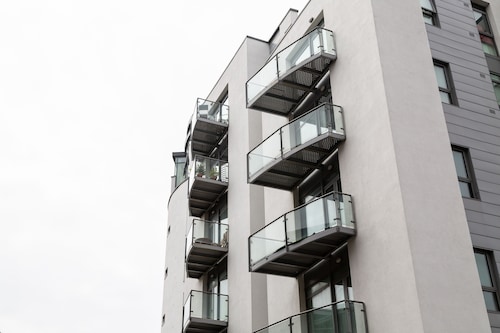 Henry Street - Apt 47