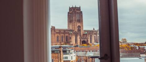 Apartment, 2 Bedrooms | City view