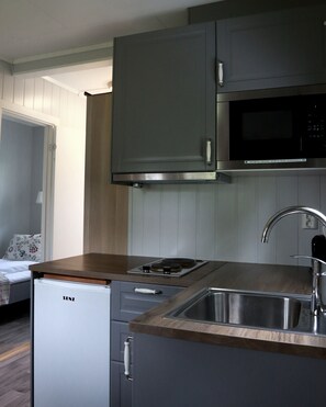 Pilegrimstua | 私人厨房 | 炉灶、洗碗机、茶具/咖啡用具、电热水壶