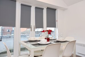 Departamento, 2 habitaciones | Comedor