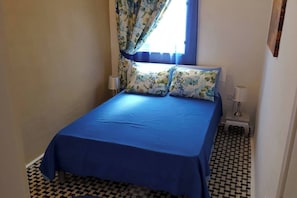 Casa, 1 quarto, para fumantes, sacada | 1 quarto, ferros/tábuas de passar roupa, roupa de cama