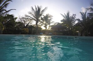 Vila, 2 quartos, para fumantes, varanda | Piscina | Piscina externa