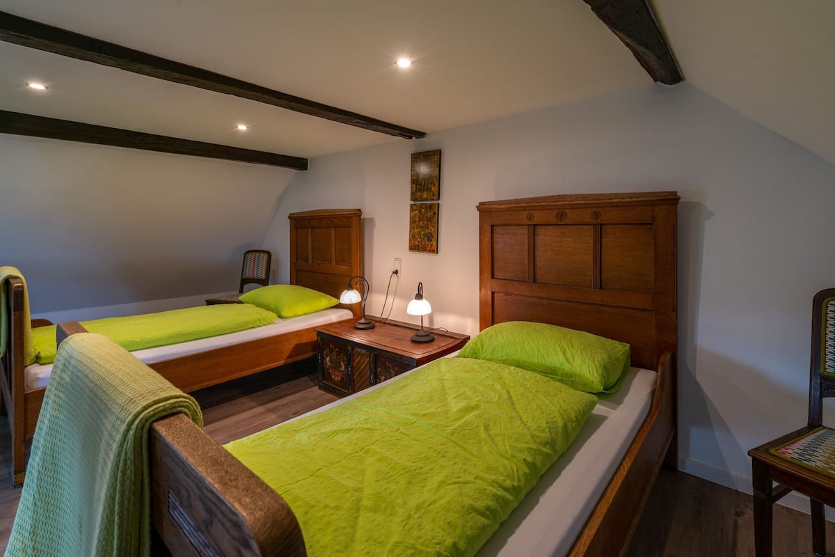 Loft Eksklusif | 2 kamar tidur dan seprai premium