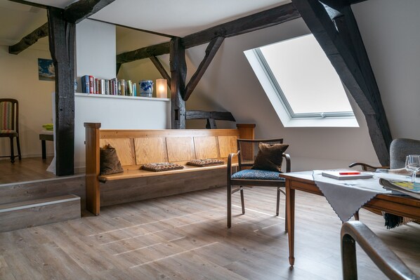 Dupleks Deluks | Area keluarga | TV