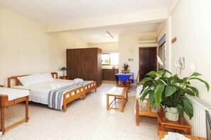 Room, Smoking, Balcony | 1 bedroom - Room-studio in Polis - Just 800 m From t (Polis)