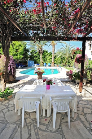 Outdoor pool - Room-spacious One Bedroom Apartment in P (Polis)