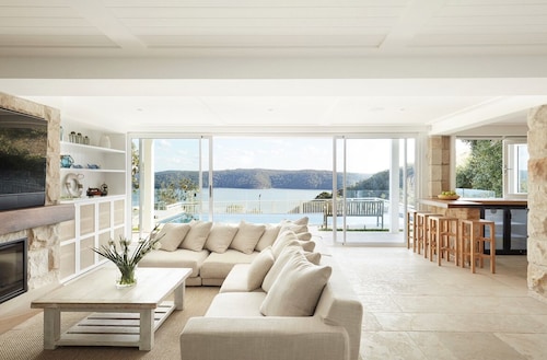 New Walter Barda Award Winning Home