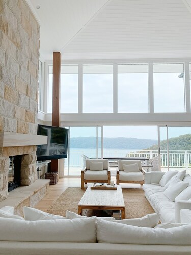 New Walter Barda Award Winning Home