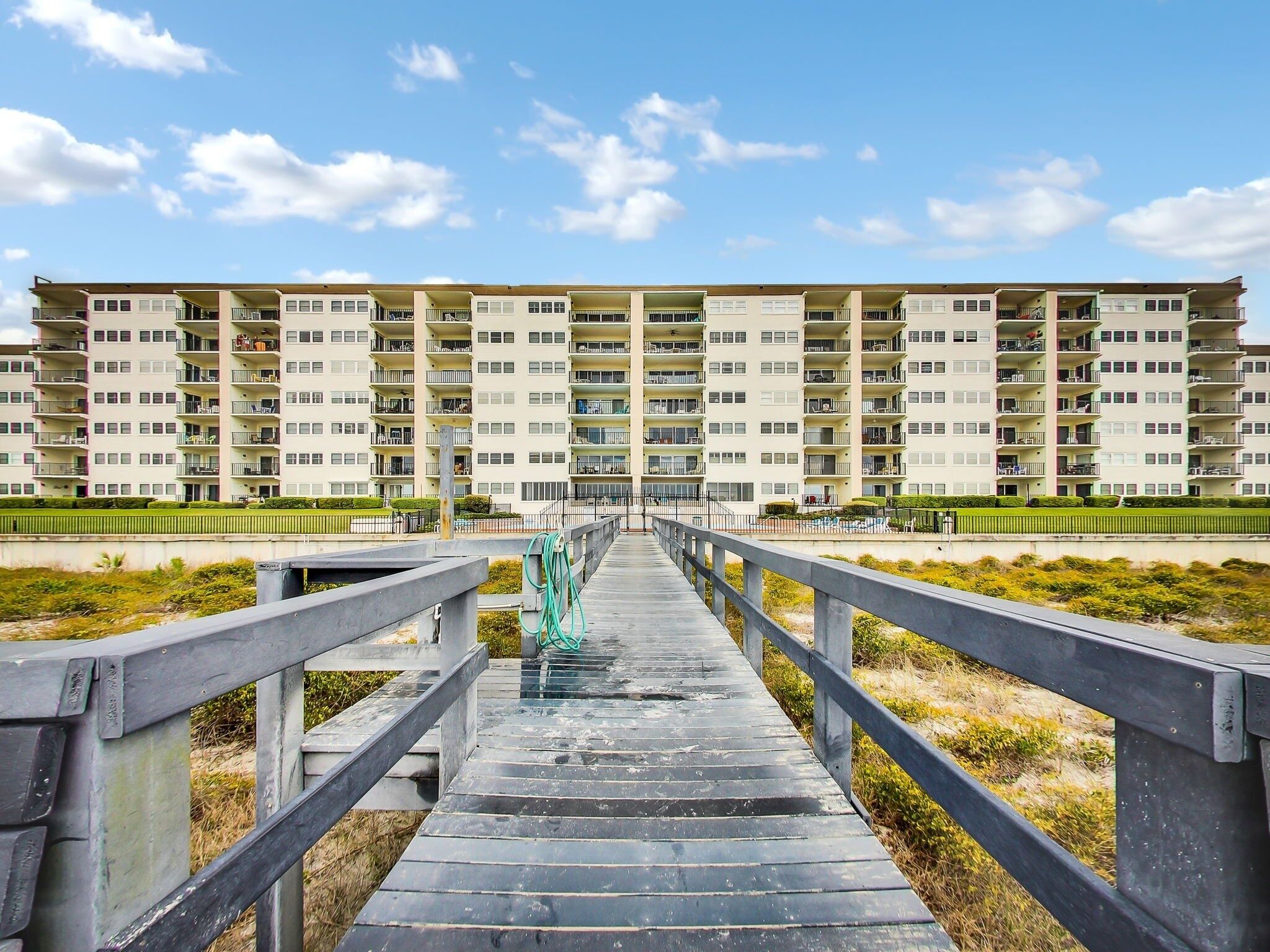 Condo, 2 Bedrooms | Exterior