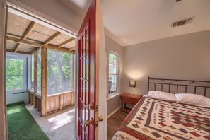 House, 4 Bedrooms | 4 bedrooms, free WiFi, bed sheets