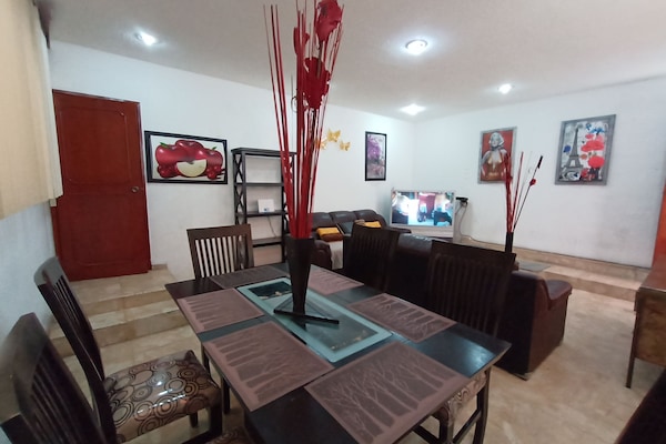 House, 3 Bedrooms, Accessible, Smoking | Living area