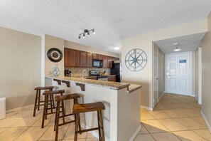Studio (2 Bedrooms) | Interior - Gulfside 1202 at Hidden Dunes - 1149901 (Miramar Beach)