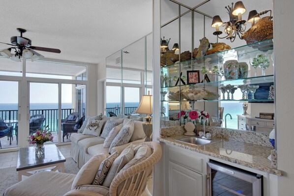 Studio (3 Bedrooms) | Interiör