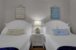 Studio (3 Bedrooms) | Interior