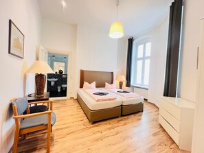 Apartament, 3 dormitoris, vistes a la ciutat | 3 dormitoris 