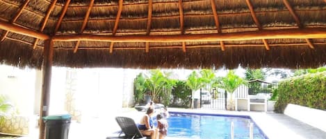 Utomhuspool