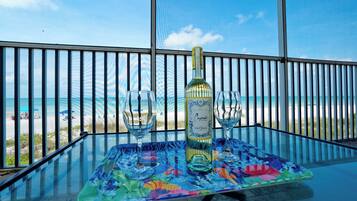 Studio (2 Bedrooms) | Property amenity