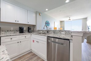 Studio (3 Bedrooms) | Interior - Majestic Beach 2-806 - 1792810 (Panama City Beach)