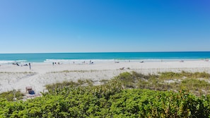 Private beach - Marbella Villa 06 (Bradenton Beach)