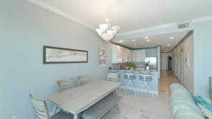Interior - Marbella Villa 06 (Bradenton Beach)
