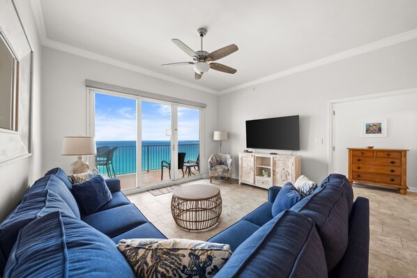 Studio (3 Bedrooms) | Front of property