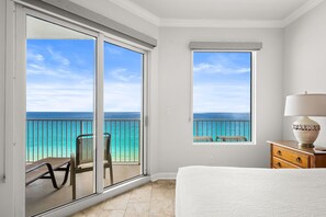 Studio (3 Bedrooms) | Interior