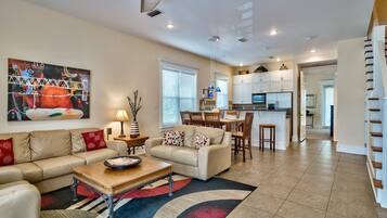 Flat-screen TV, stereo
