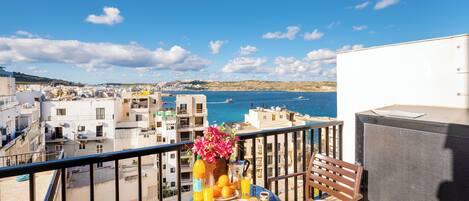 Leilighet, 1 soverom, balkong, byutsikt | Balkong