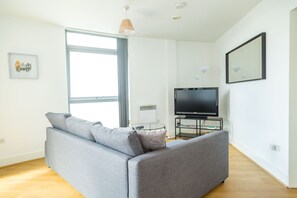 Apartment, 2 Bedrooms | Living room