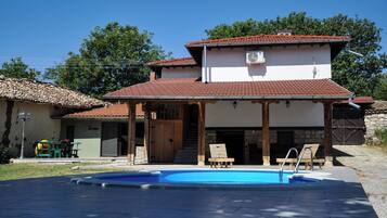 Room, 1 Bedroom, Smoking, Patio | Pool | Outdoor pool