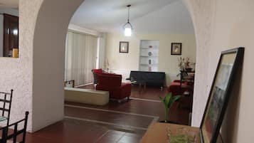 Ferienhaus, 3 Schlafzimmer, barrierefrei, Balkon | Innenbereich