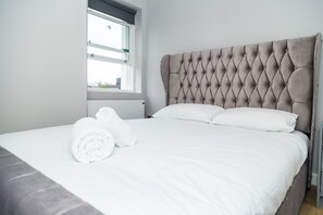 Decoración personalizada, muebles diferentes y wifi gratis 