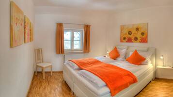 1 chambre, fer et planche à repasser, lit parapluie, Wi-Fi gratuit