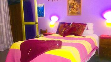 Apartemen, 2 kamar tidur, akses difabel, balkon | 2 kamar tidur, setrika/meja setrika, Wi-Fi, dan seprai linen