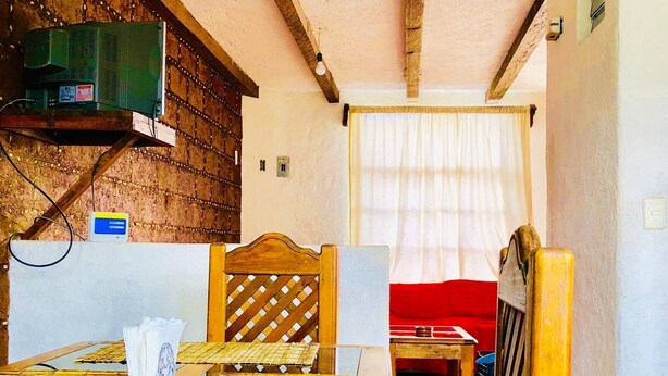 Ảnh chưa phân loại, 1 trong số 42 ảnh, nút
