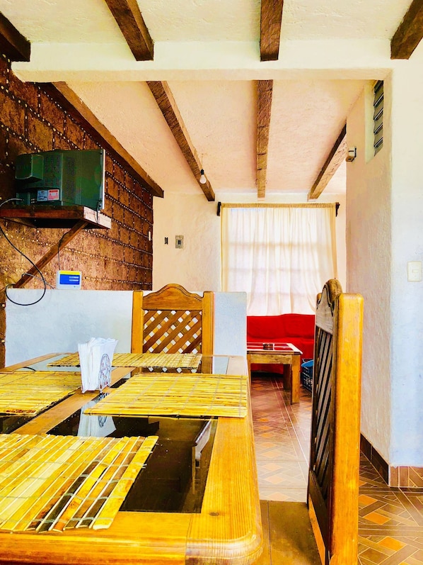 House, 4 Bedrooms, Patio, City View | Dining - Comfy 4 Bedroom Town House Garden Market Area (San Cristóbal de las Casas)