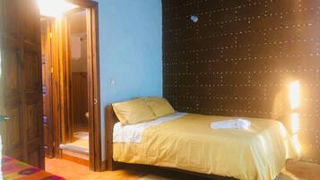 House, 4 Bedrooms, Patio, City View | 4 bedrooms, iron/ironing board, bed sheets