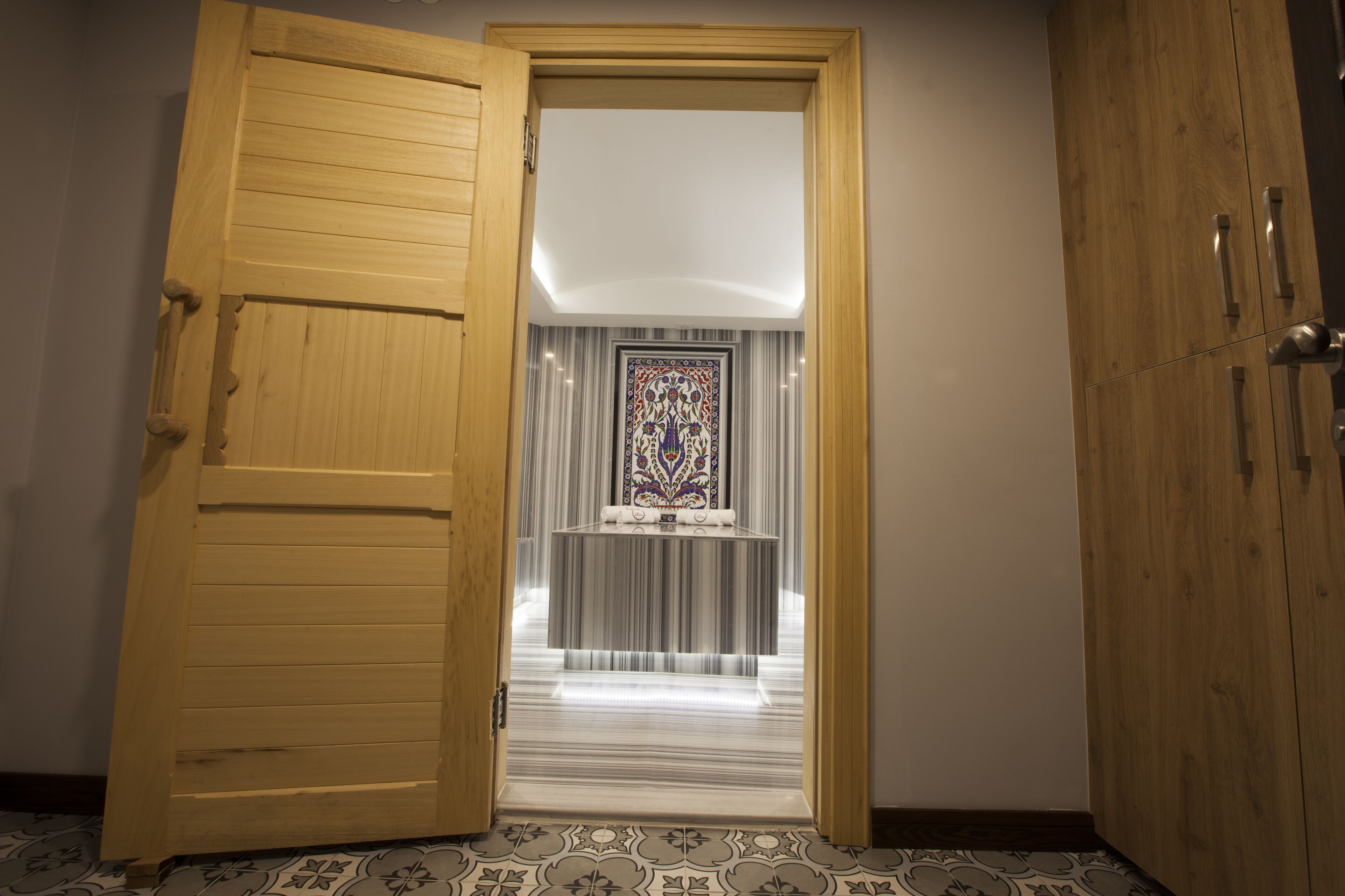 turkish bath/hammam, body scrubs, massages