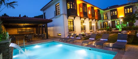 Front of property – evening/night