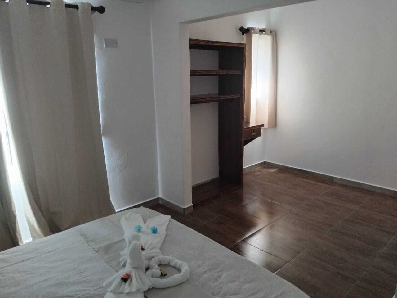 2 bedrooms