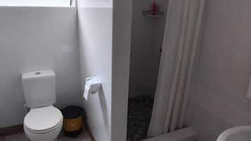 Apartemen, 2 kamar tidur, Boleh Merokok, balkon | Kamar mandi