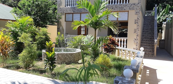 Appartement, 1 chambre, fumeurs, balcon | Jardin