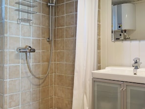House | Bathroom - 5 Person Holiday Home in Harboore (Harboore)