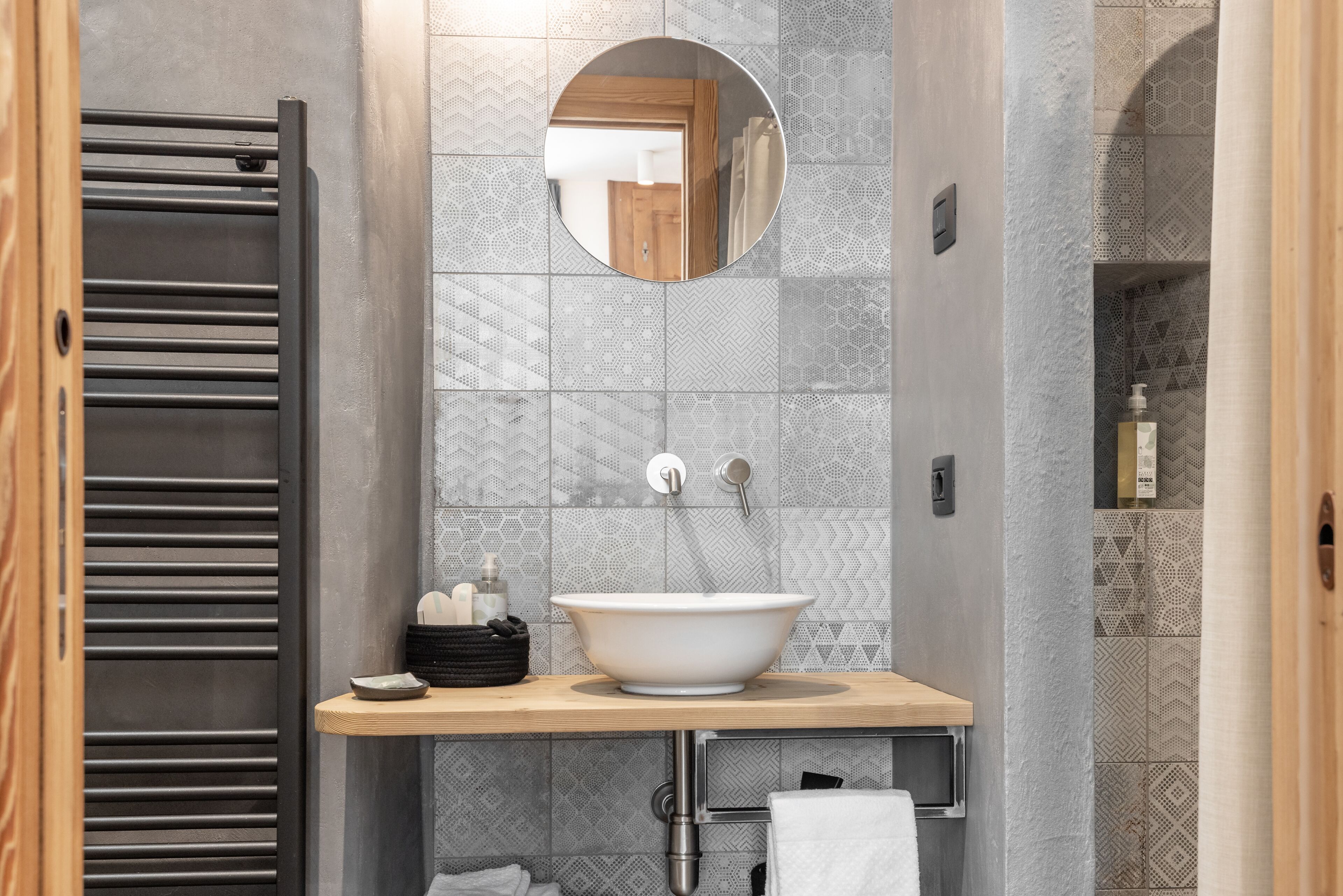 luxury room | bathroom | eco-friendly toiletries, hair dryer, bidet, towels