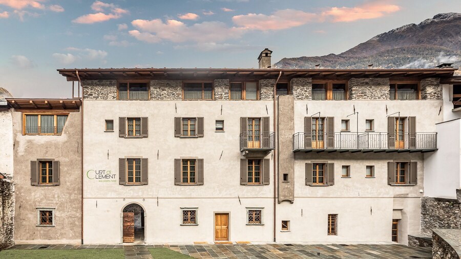 Curt di Clement Eco Mobility Hotel